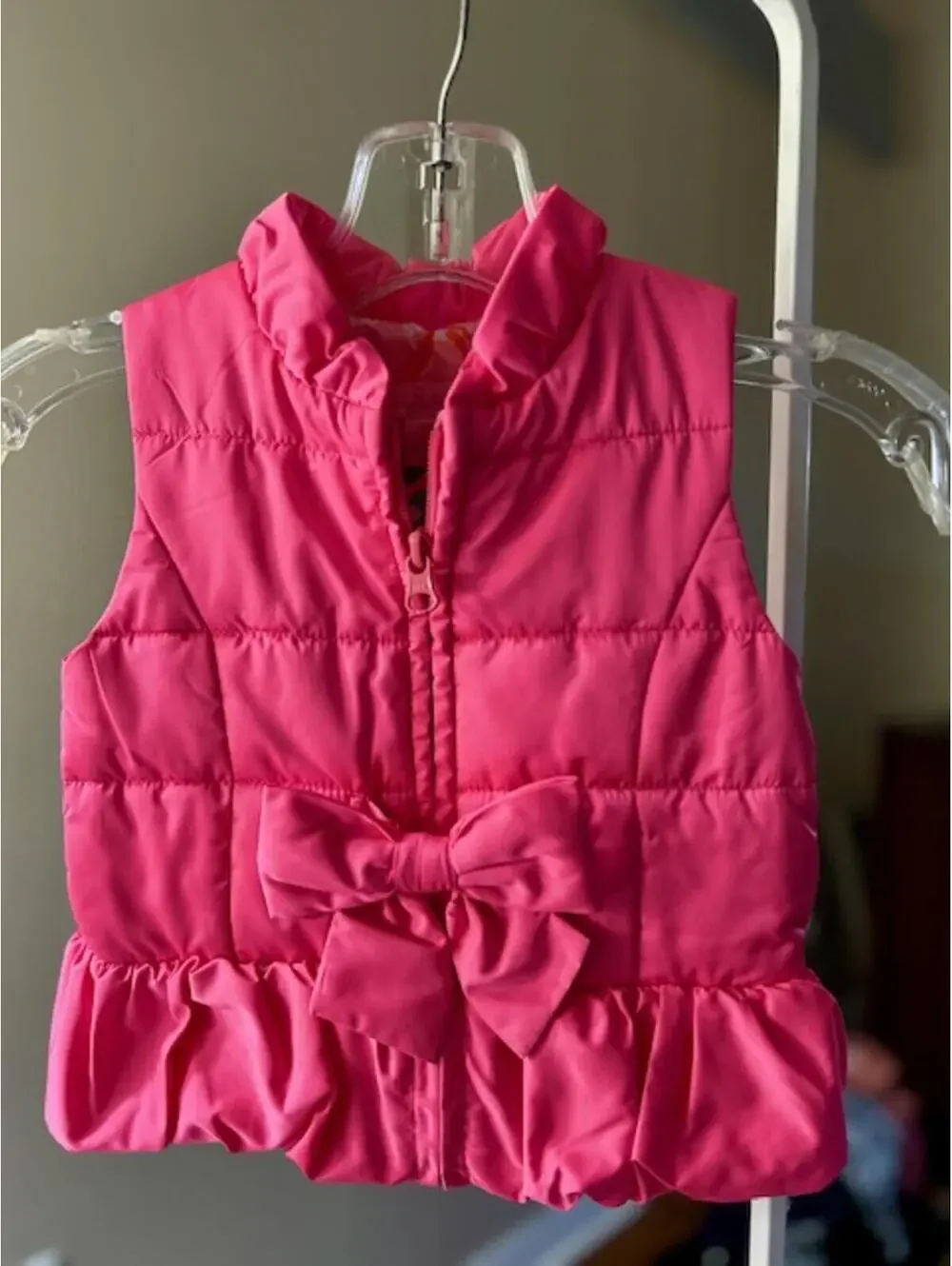 Lilly Pulitzer Pink Puffer Vest Bow Detail Girls XS (2/3)